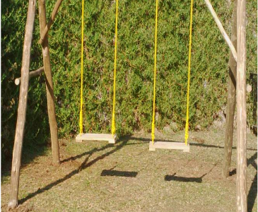 CHILDRENS SWINGS